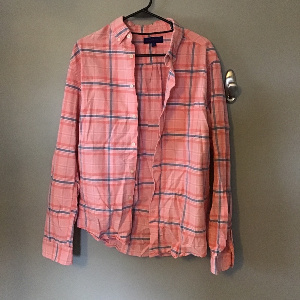 Men’s pink button down